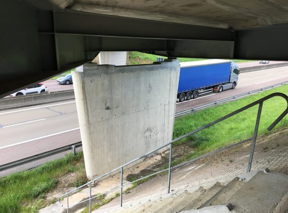 Travaux de renforcement du pont d’autoroute pour FREYSSINET
