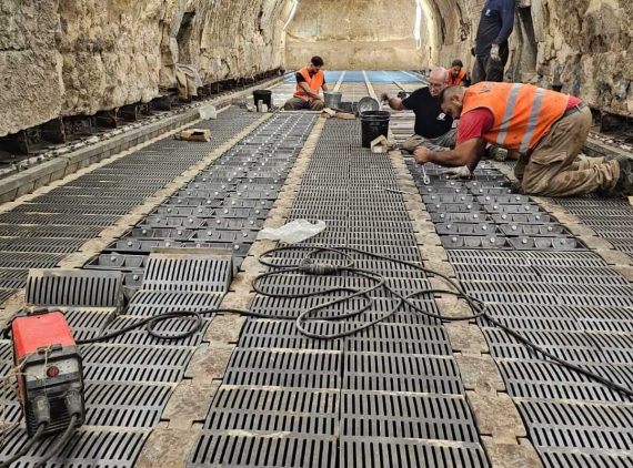 Remplacement de la grille Léopol du four 3 de la cimenterie Eqiom à HEMING