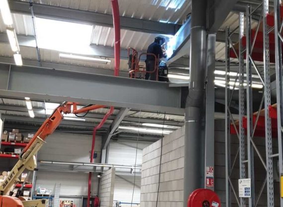 Travaux de renforcement et de soudure sur le site de Lectra à BORDEAUX